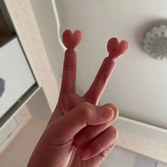 手被门夹了抖音图片